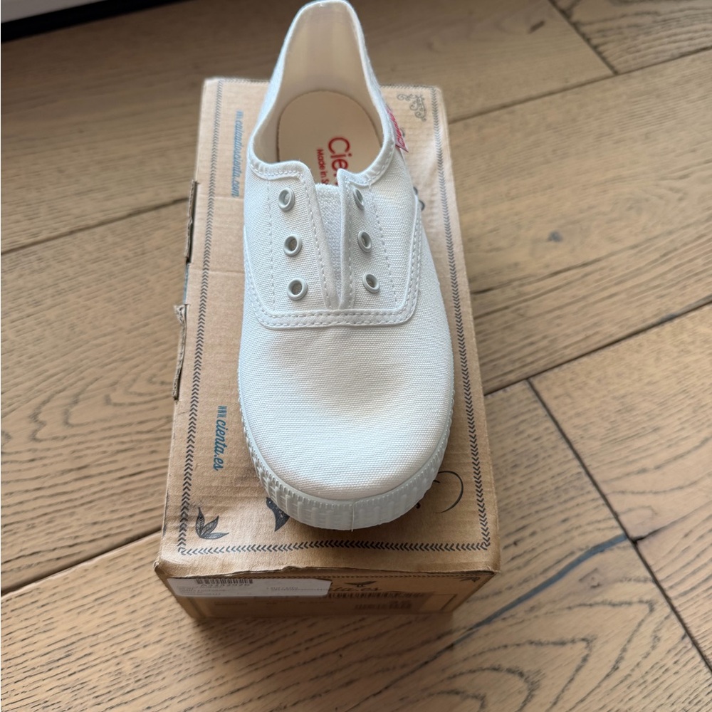 Cienta White Slip-On Canvas Sneaker for Kids